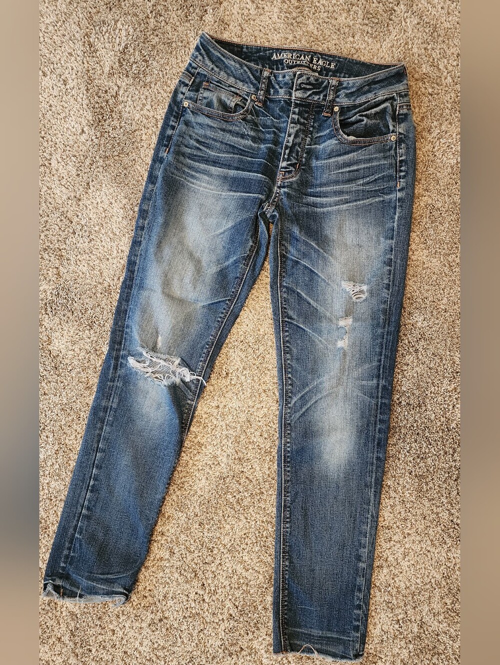 American Eagle Outfitters Women's Distressed Dark Blue Tomboy Jeans